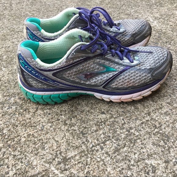 brooks g7